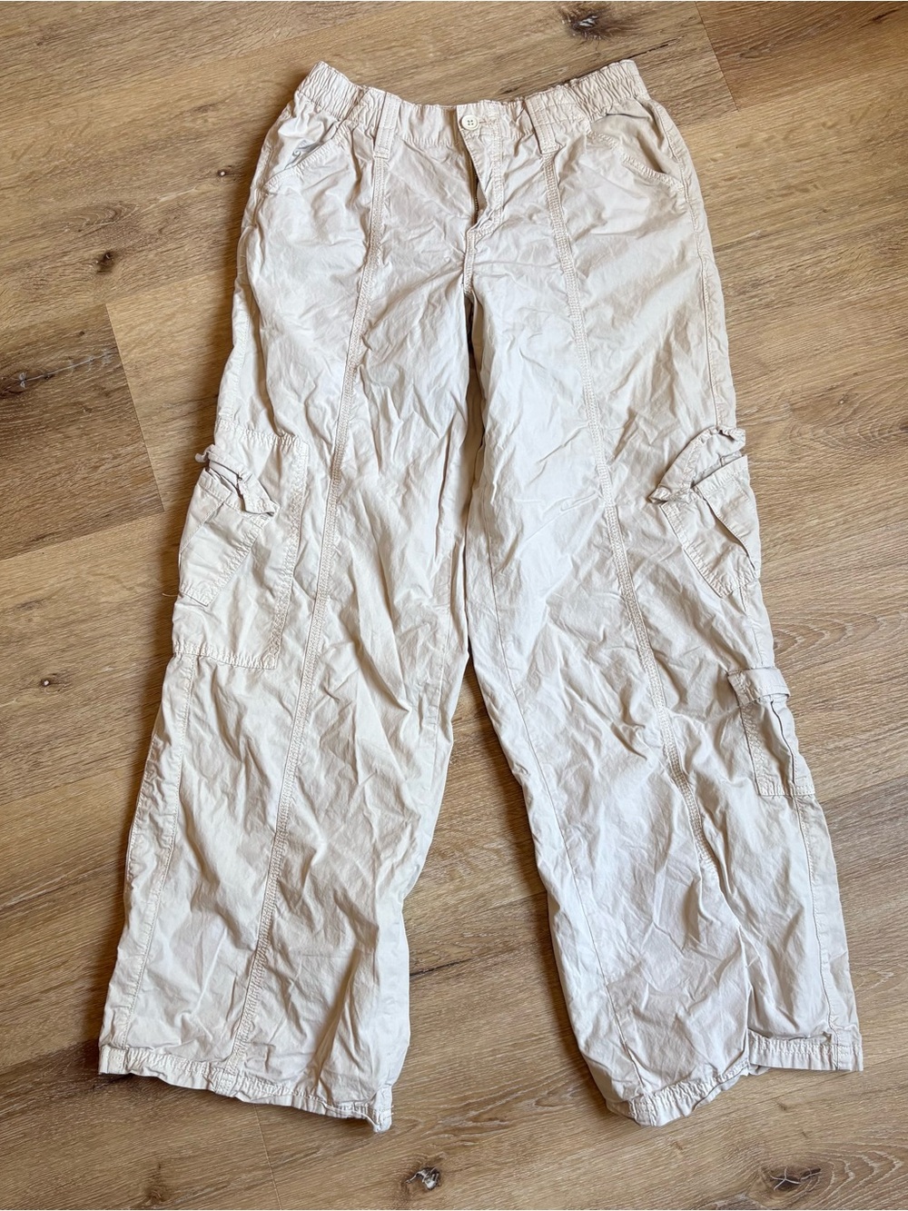 BDG Y2K Multi Pocket Cargo Pant in Cream